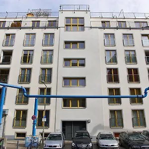 Raja Jooseppi - Spittelmarkt Historische Mitte Apartment Berlin